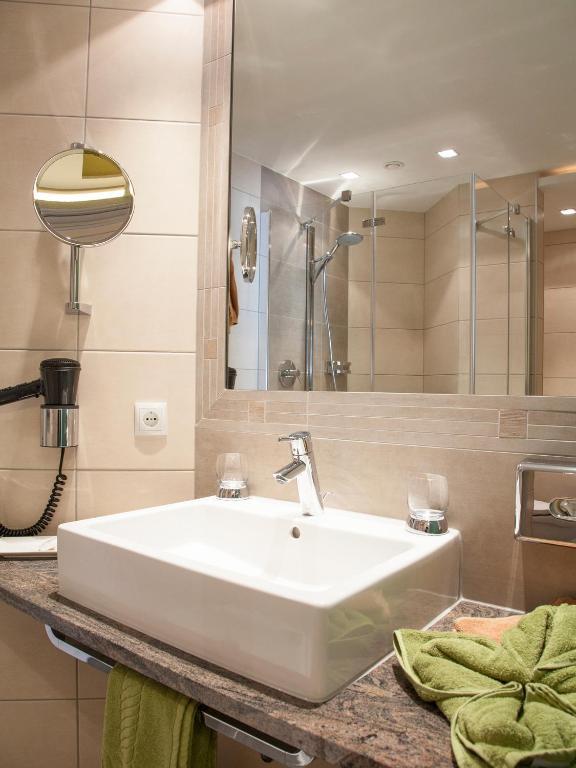 Hotel Neder Ischgl Room photo